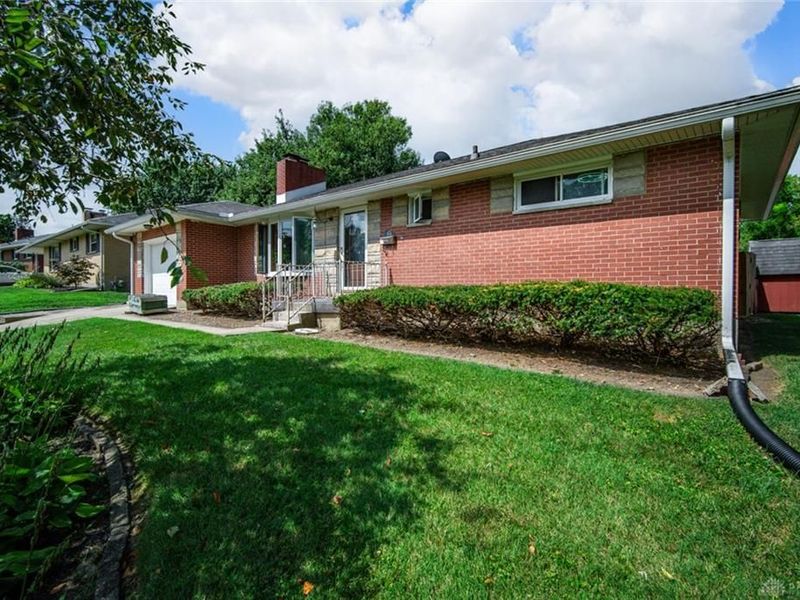 423 Genetta Drive, Miamisburg, OH 45342 Photo 7