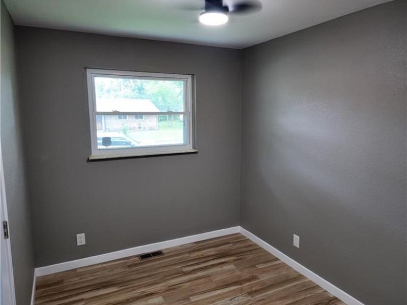 5050 Leedale Drive, Jefferson Township, OH 45417 Photo 7