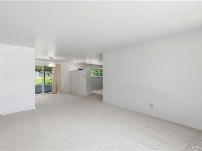 3669 Wenbrook Drive, Kettering, OH 45429 Photo 4