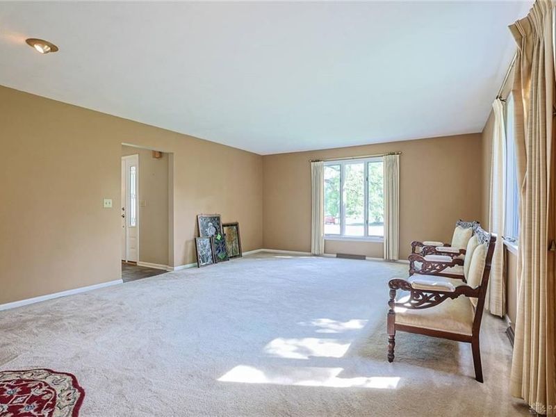 2727 Wellsford Drive, Springfield, OH 45503 Photo 10