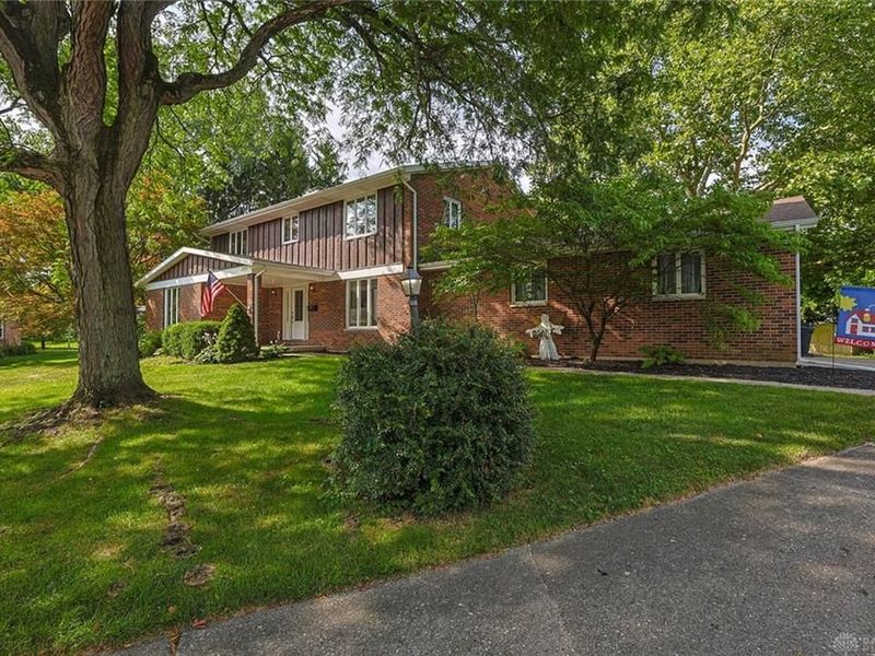 2727 Wellsford Drive, Springfield, OH 45503 Photo 3