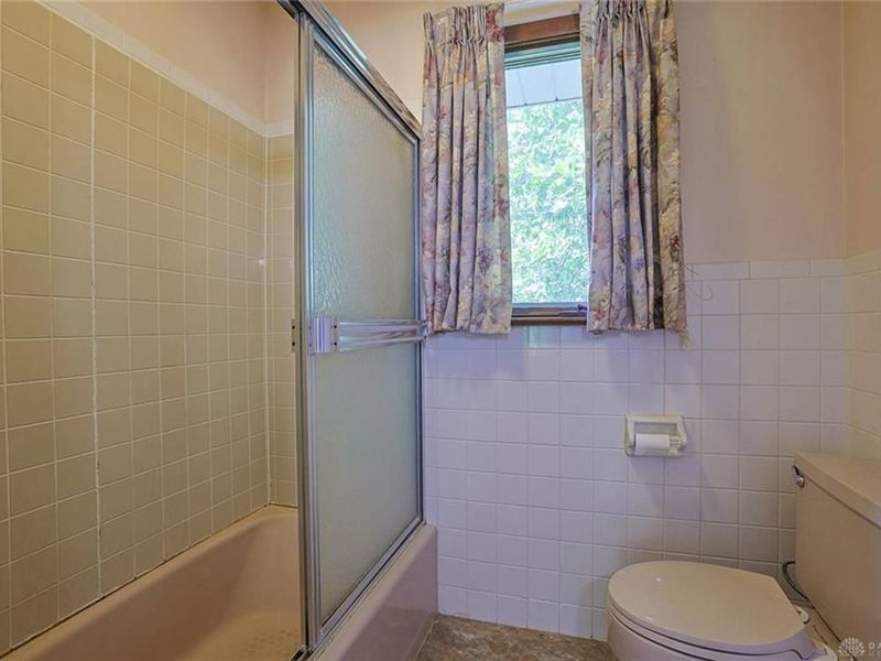 2727 Wellsford Drive, Springfield, OH 45503 Photo 33