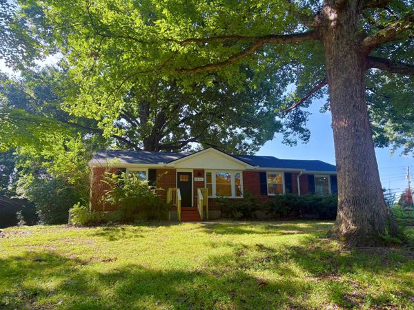 2519 Timberwood Dr , Clarksville, TN 37040