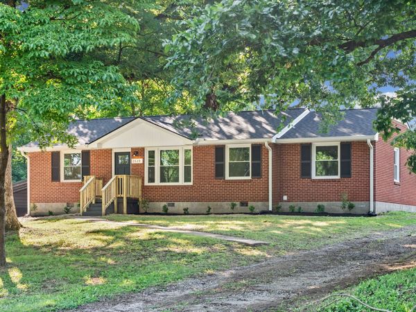 2519 Timberwood Dr, Clarksville, TN 37040
