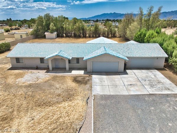 1801 W Dyer Road, Pahrump, NV 89048