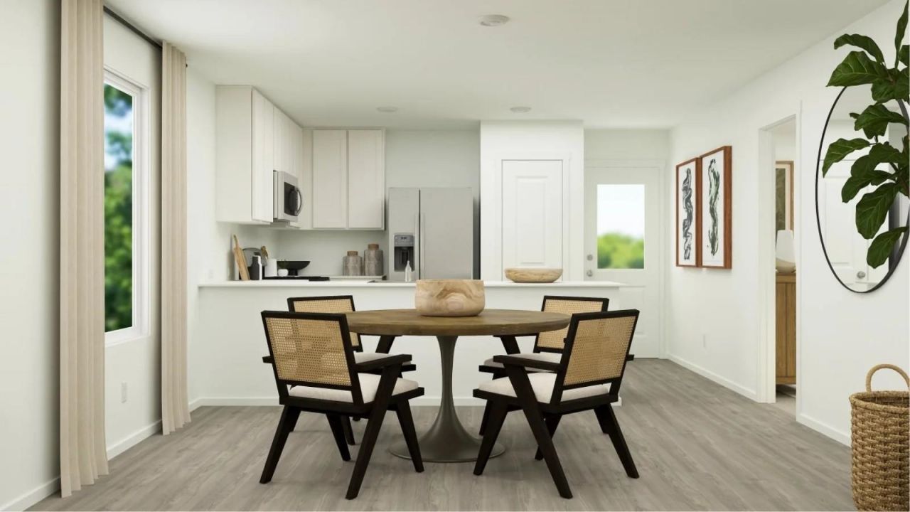 112 Birchwood Dr. Photo 4