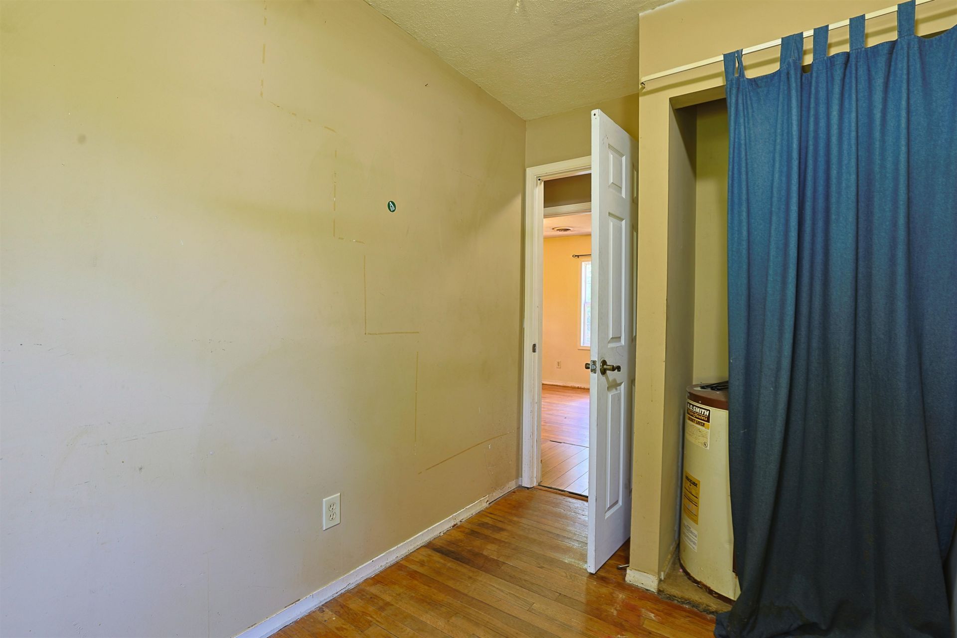 558 Cedar Dr.  Photo 12