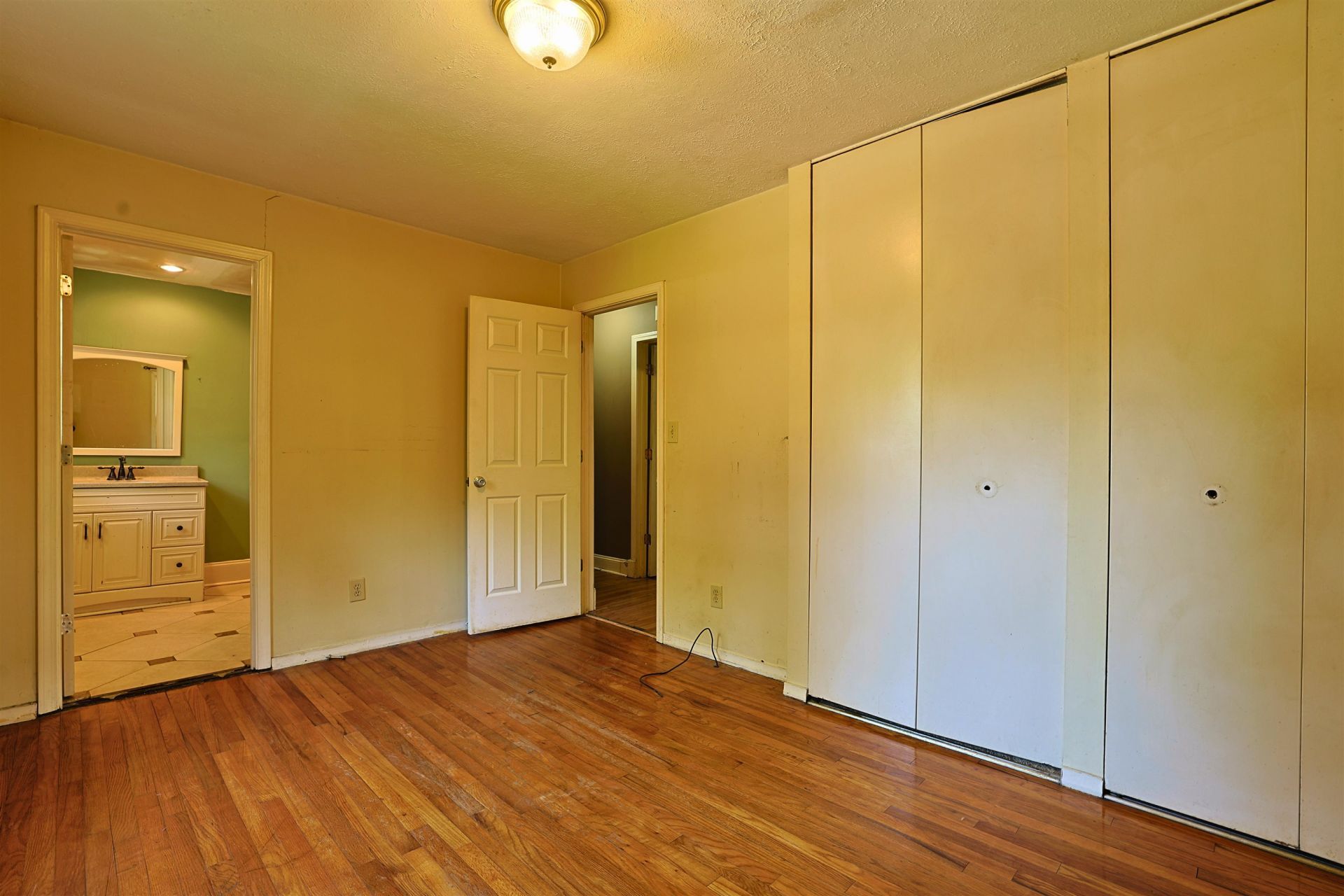 558 Cedar Dr.  Photo 14