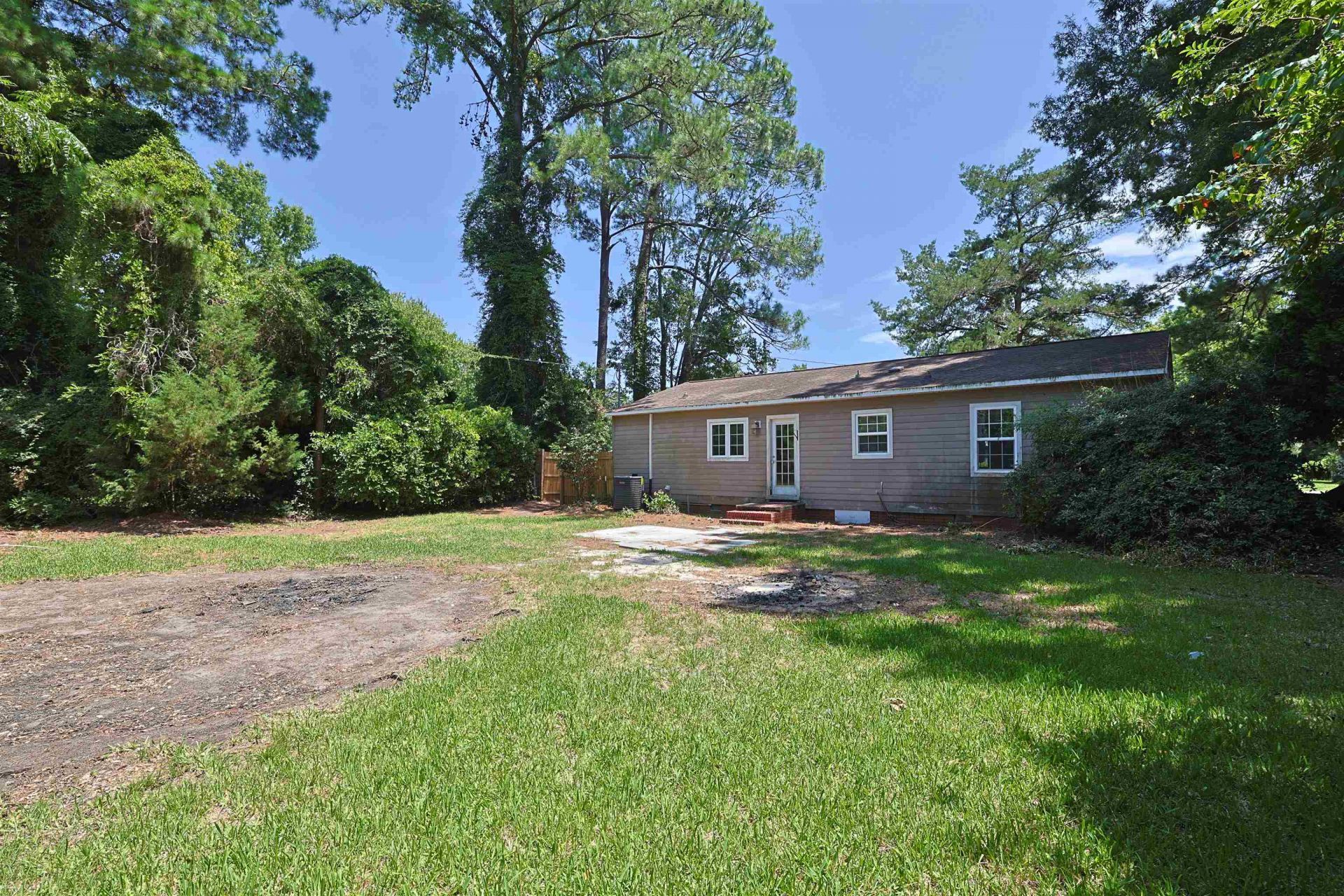 558 Cedar Dr.  Photo 21