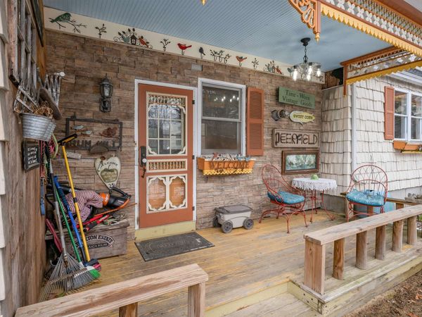 133 Raymond Road, Unit 1, Deerfield, NH 03037