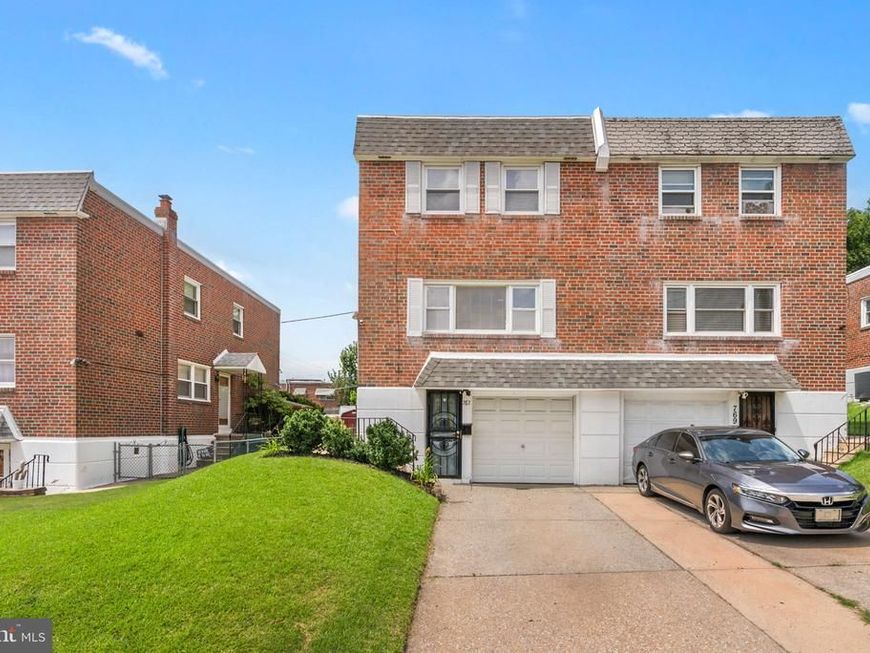 767 Livezey Lane, Philadelphia, PA 19128 Main Photo