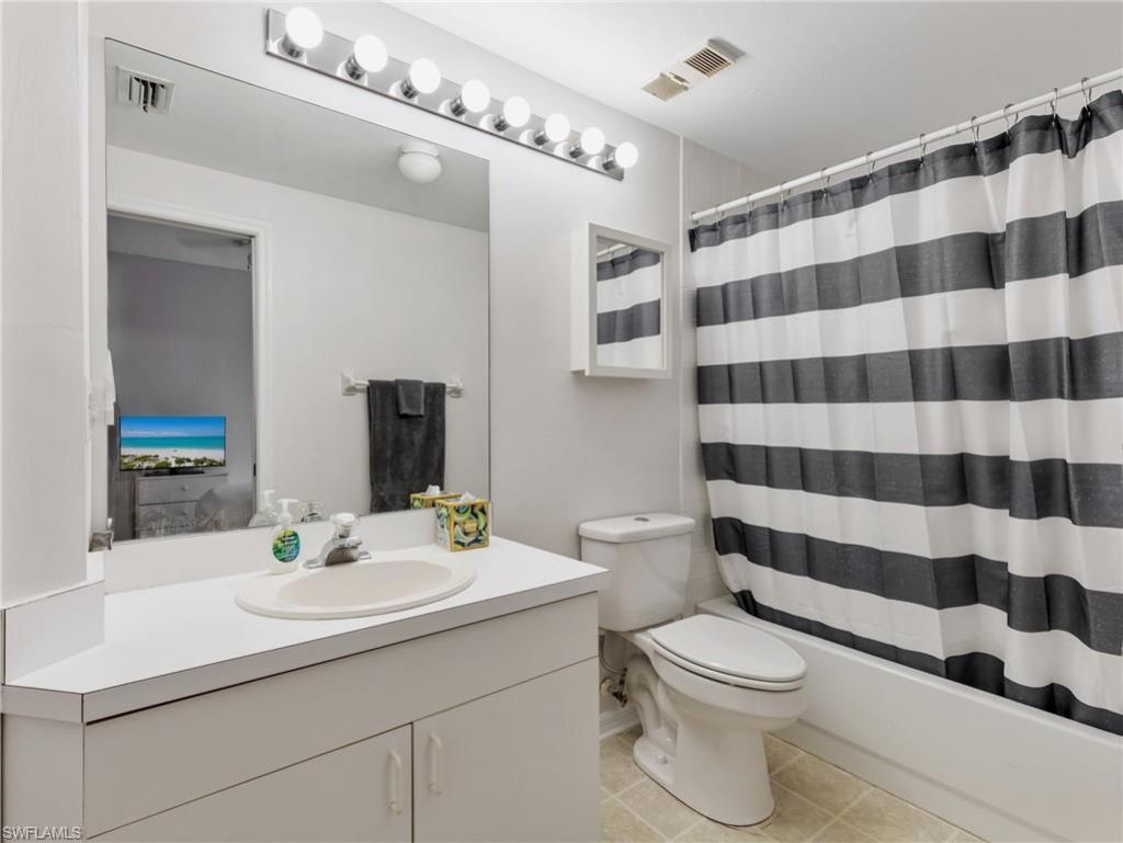 10261 Maddox Ln , Unit 513, Bonita Springs, FL 34135 Photo