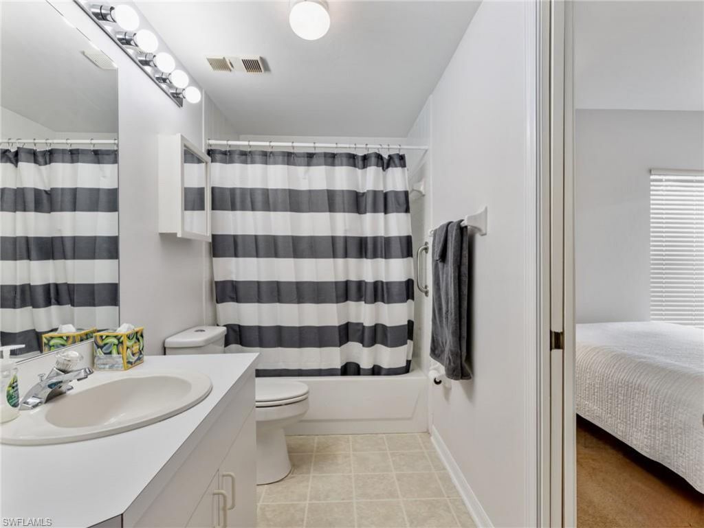 10261 Maddox Ln , Unit 513, Bonita Springs, FL 34135 Photo