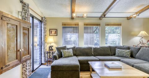 953 Lakeview Avenue, Unit 4, South Lake Tahoe, CA 96150 Photo