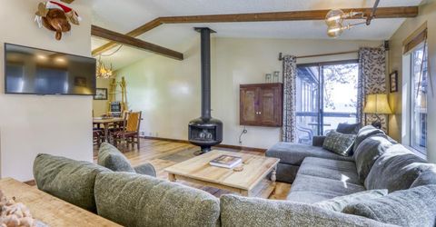 953 Lakeview Avenue, Unit 4, South Lake Tahoe, CA 96150 Photo