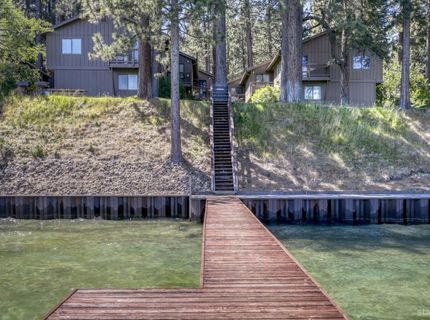 953 Lakeview Avenue, Unit 4, South Lake Tahoe, CA 96150 Photo