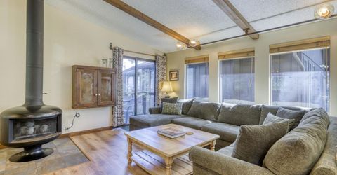953 Lakeview Avenue, Unit 4, South Lake Tahoe, CA 96150 Photo