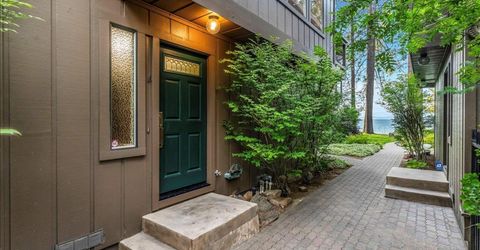 953 Lakeview Avenue, Unit 4, South Lake Tahoe, CA 96150 Photo