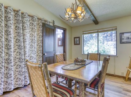 953 Lakeview Avenue, Unit 4, South Lake Tahoe, CA 96150 Photo