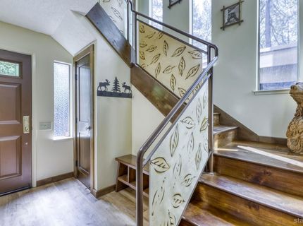 953 Lakeview Avenue, Unit 4, South Lake Tahoe, CA 96150 Photo