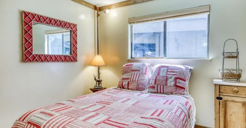 953 Lakeview Avenue, Unit 4, South Lake Tahoe, CA 96150 Photo