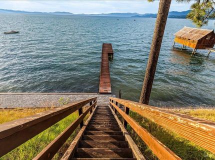 953 Lakeview Avenue, Unit 4, South Lake Tahoe, CA 96150 Photo