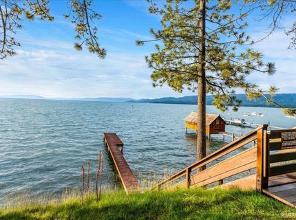 953 Lakeview Avenue, Unit 4, South Lake Tahoe, CA 96150 Photo