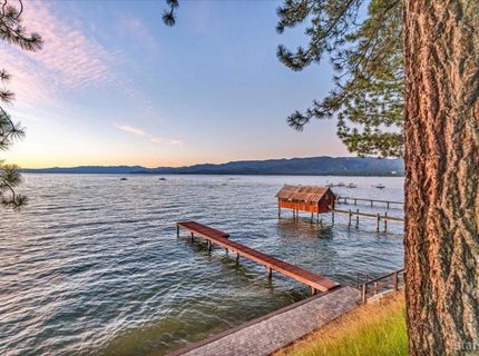 953 Lakeview Avenue, Unit 4, South Lake Tahoe, CA 96150 Photo