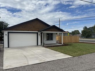 5406 Independence Avenue Klamath Falls, OR 97603