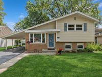 575 Lowden Avenue, Glen Ellyn, IL 60137 primary photo