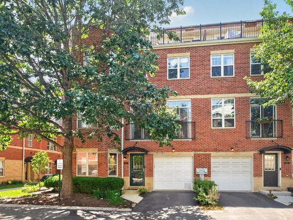 3250 N WASHTENAW Avenue , Chicago, IL 60618