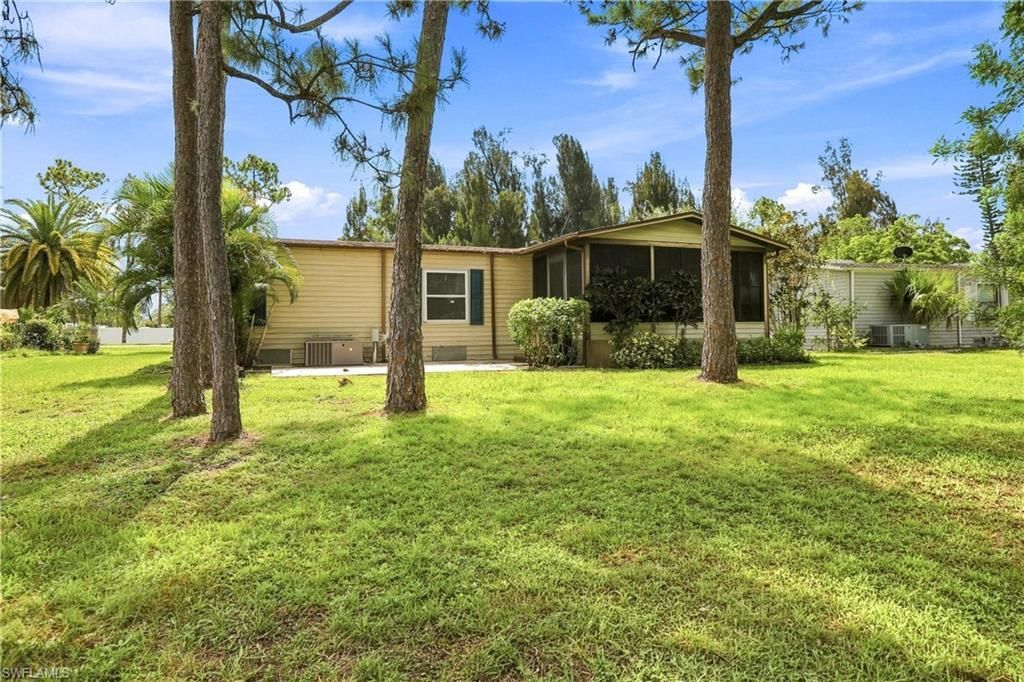 10421 Circle Pine Rd, North Fort Myers, FL 33903 Photo