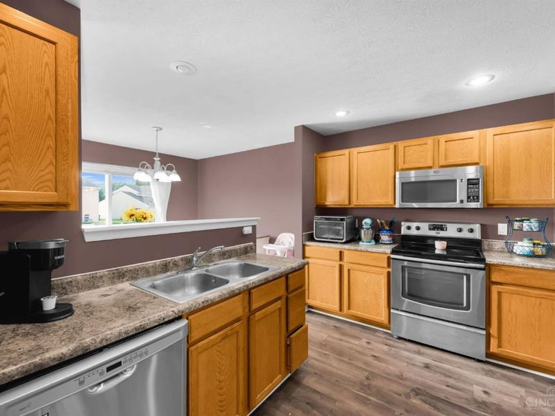 5854 Anne Marie Drive, Morrow, OH 45152 Photo 11