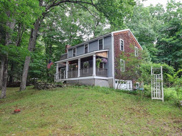 16 Meserve Road, Durham, NH 03824