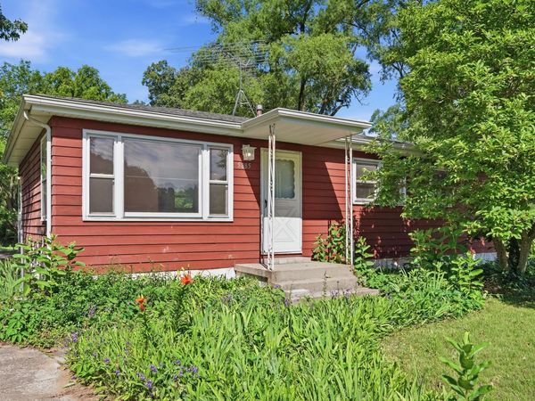 5885 Newport Avenue , Portage, IN 46368
