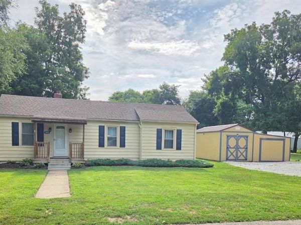 405 Hardwicke Avenue, Birmingham, MO 64161