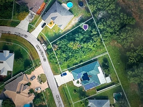 5246 NW EAST PIPER CIRCLE , PORT ST LUCIE, FL 34986