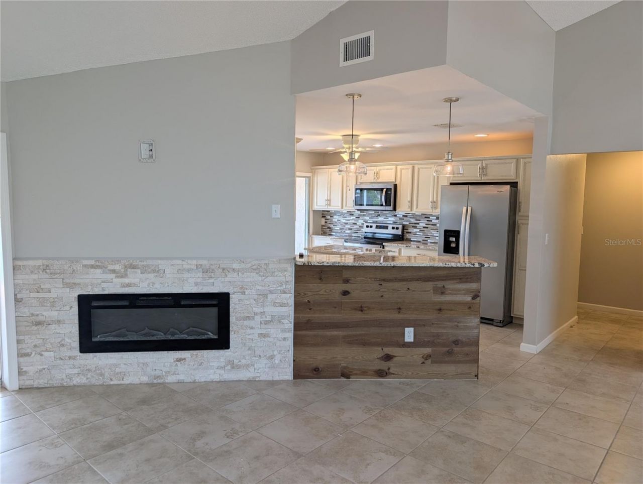 8707 51st Avenue W, Bradenton, FL 34210 Photo