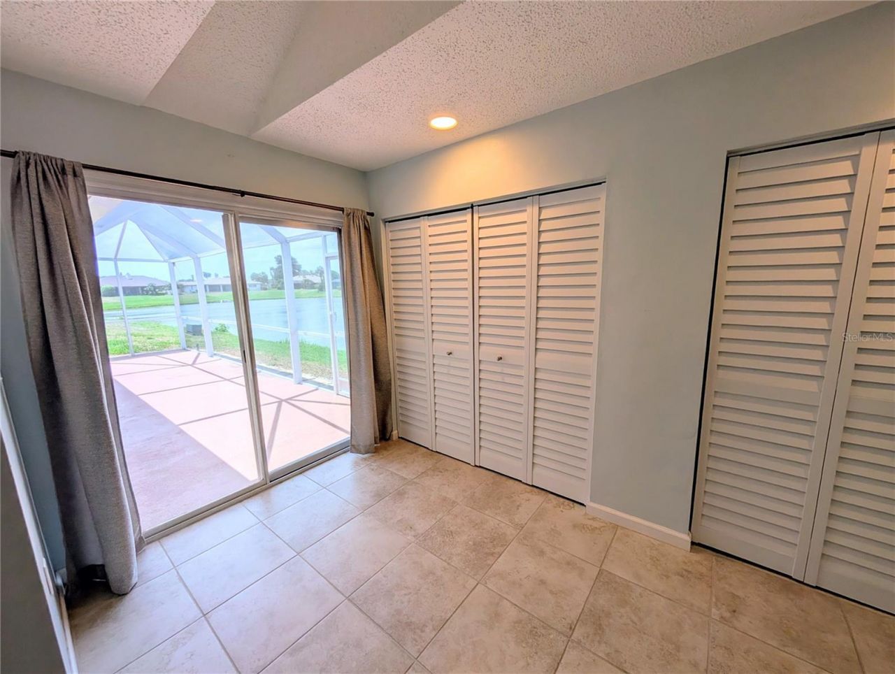 8707 51st Avenue W, Bradenton, FL 34210 Photo