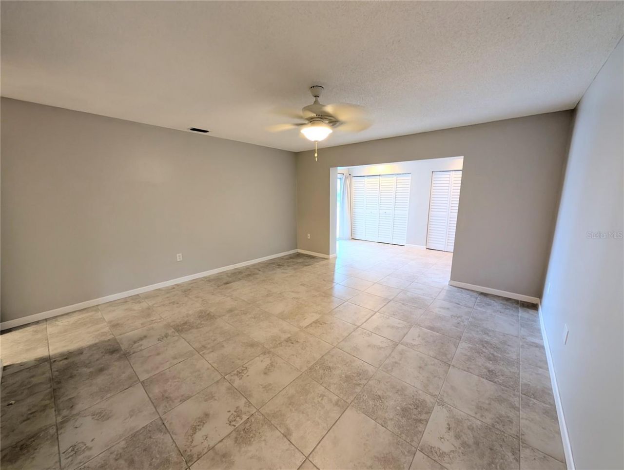 8707 51st Avenue W, Bradenton, FL 34210 Photo