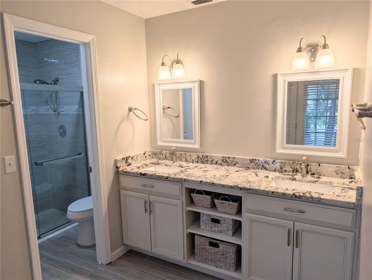 8707 51st Avenue W, Bradenton, FL 34210 Photo