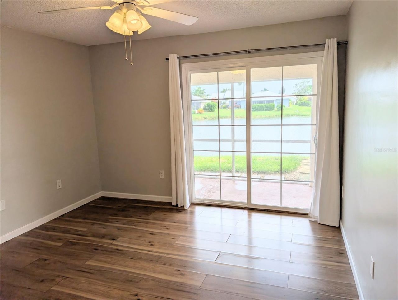 8707 51st Avenue W, Bradenton, FL 34210 Photo