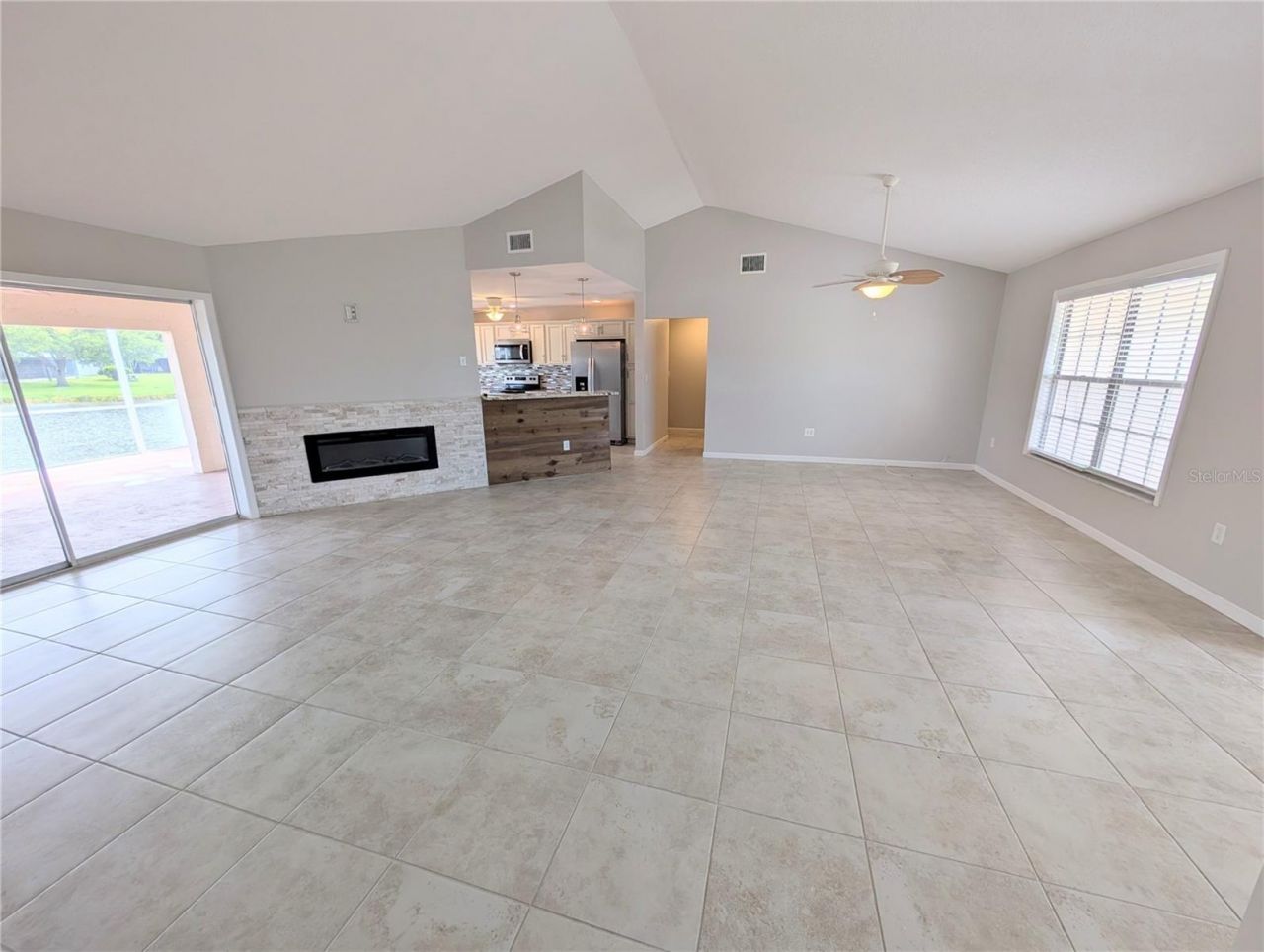 8707 51st Avenue W, Bradenton, FL 34210 Photo