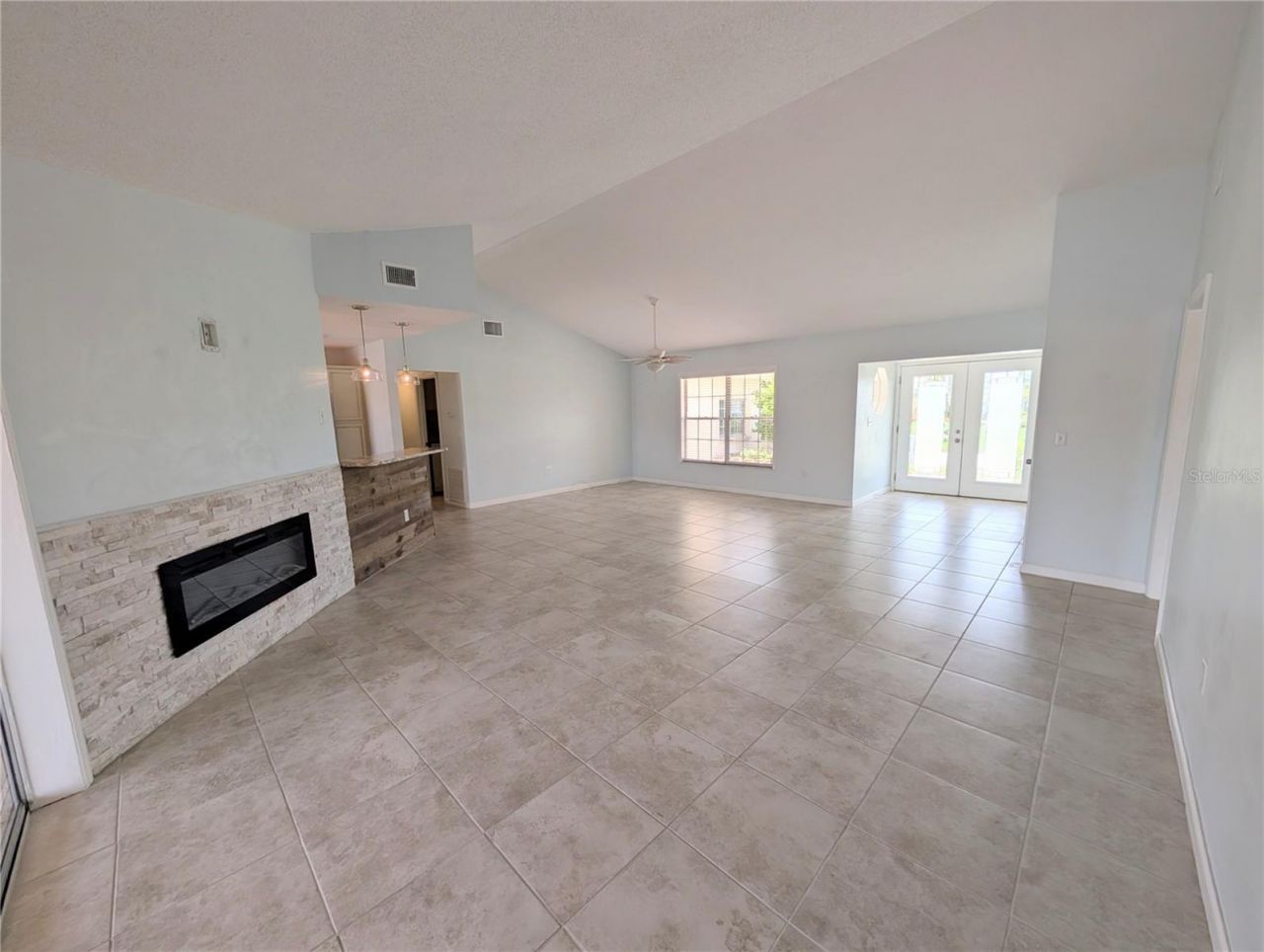 8707 51st Avenue W, Bradenton, FL 34210 Photo