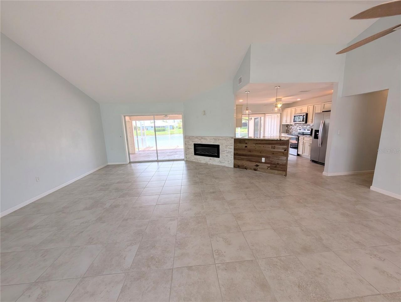8707 51st Avenue W, Bradenton, FL 34210 Photo