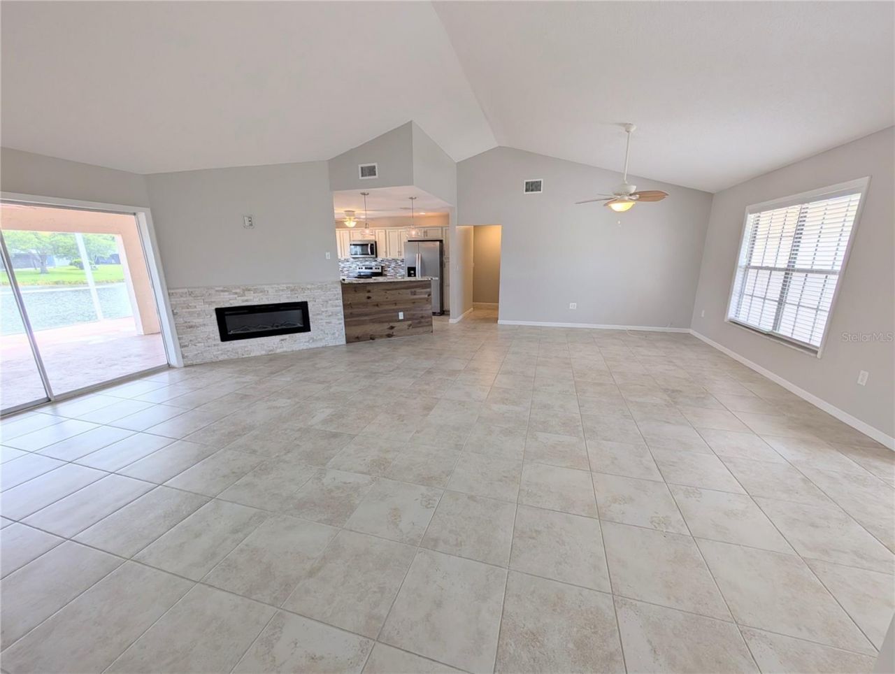 8707 51st Avenue W, Bradenton, FL 34210 Photo