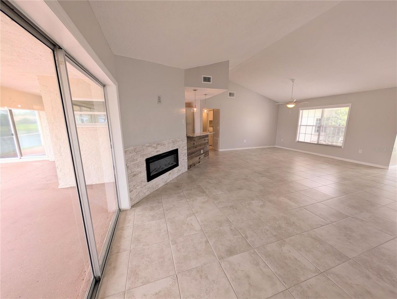 8707 51st Avenue W, Bradenton, FL 34210 Photo