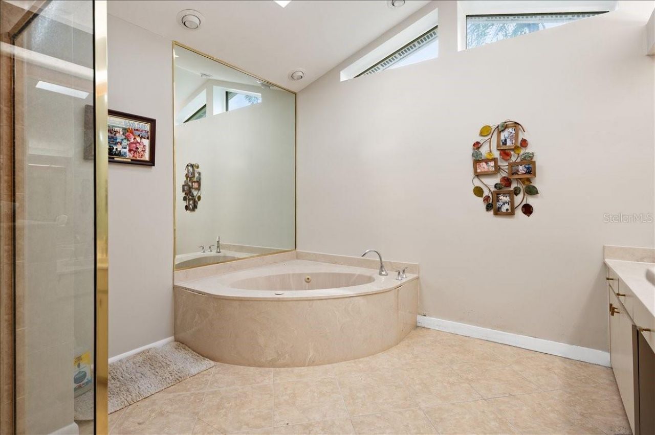 5438 Dominica Circle, Sarasota, FL 34233 Photo