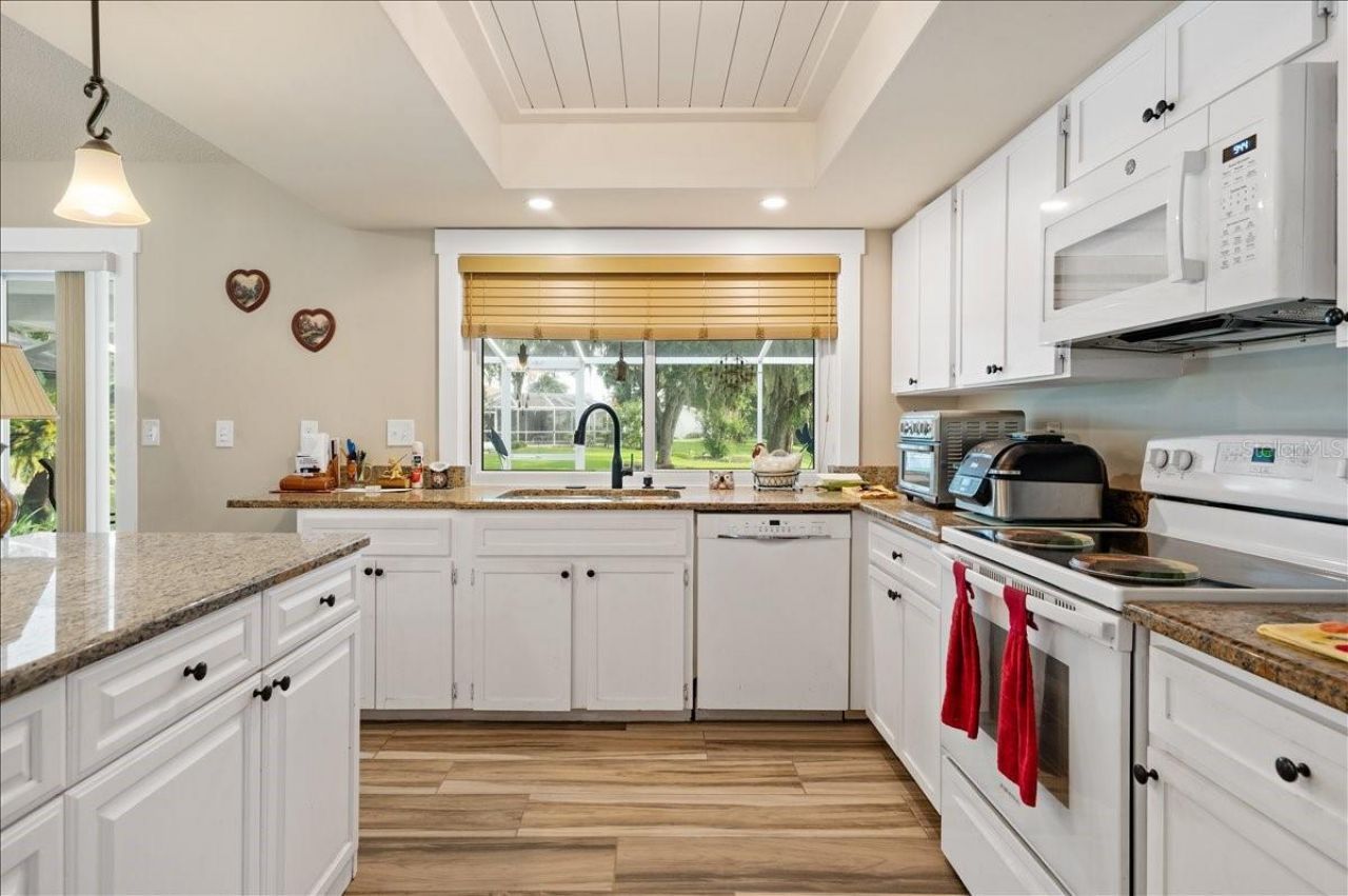 5438 Dominica Circle, Sarasota, FL 34233 Photo