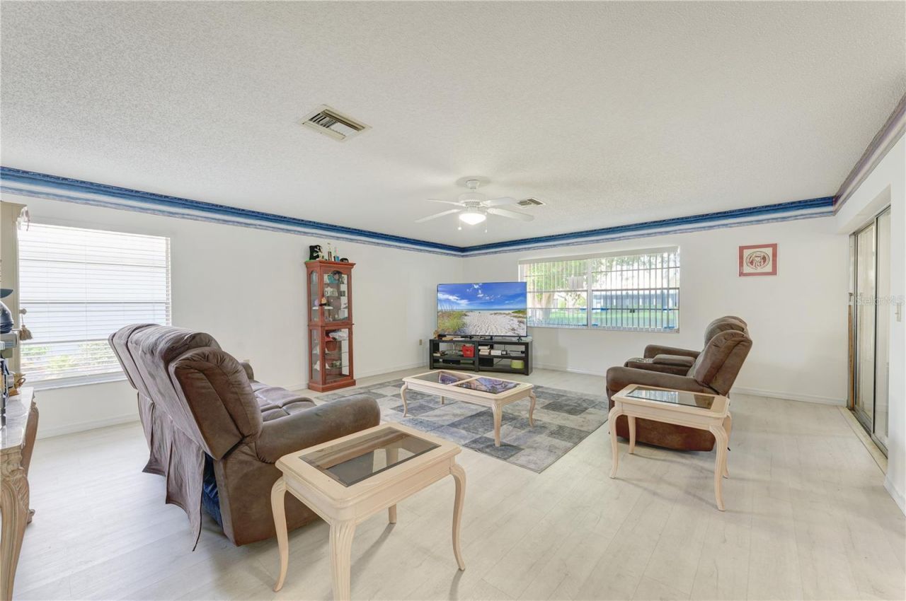 804 67th Street W, Bradenton, FL 34209 Photo